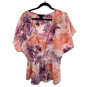 Calvin Klein Jeans V- Neck Short Sleeve Elastic Waist Size Medium